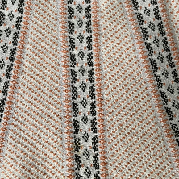 BCBG Skirt - Picture 2 of 4